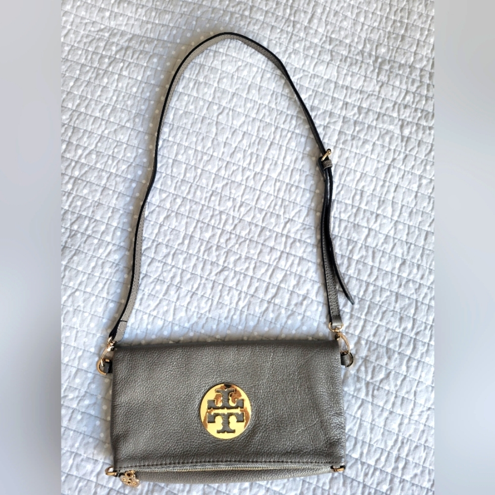 Tory Burch Foldover Crossbody/Clutch Purse. Like New.